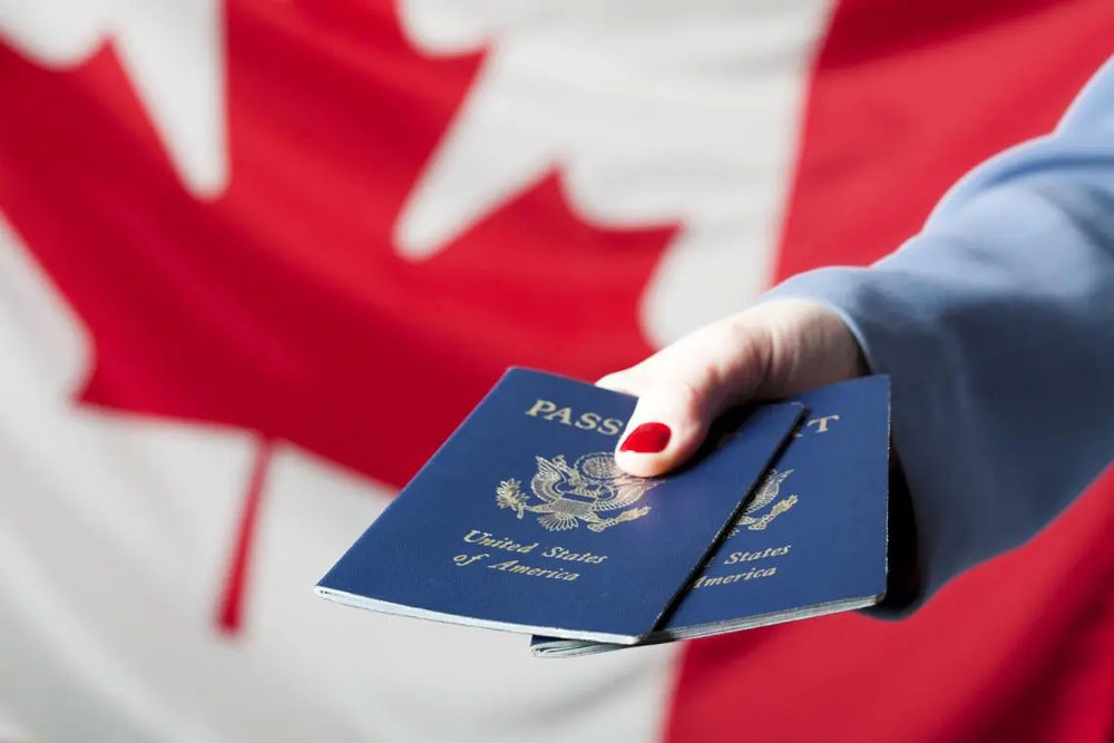 Người tạm trú Canada làm thế nào để trở thành thường trú nhân?