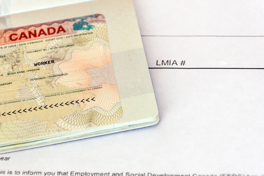 LMIA là gì và có ảnh hưởng thế nào đến người nước ngoài định cư Canada?