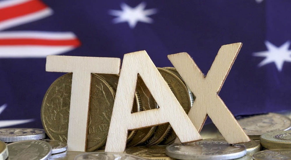 Đóng thuế là nghĩa vụ mà bạn nên tìm hiểu khi đặt chân đến Úc