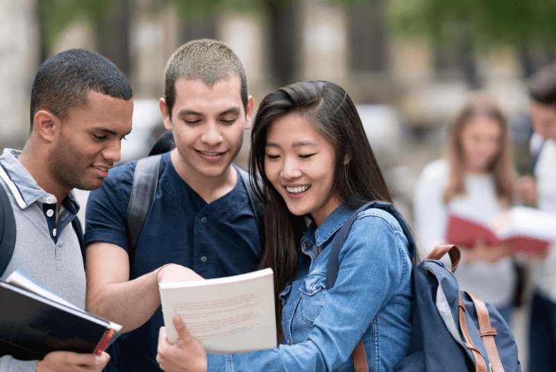 Cần có ielts để chuyển diện từ du học sang định cư