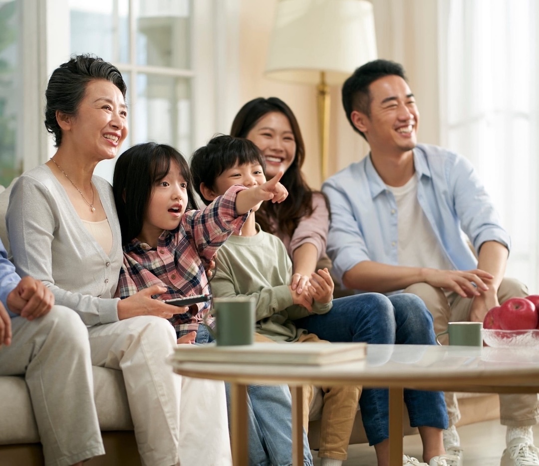 Gia đình nhận thẻ xanh Mỹ cùng vợ chồng và con dưới 21 tuổi